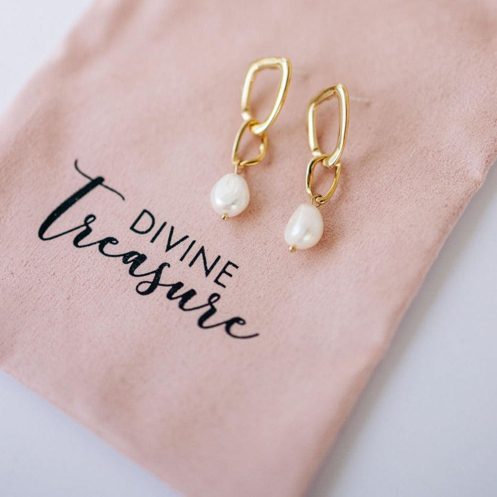 Eva Drop Earrings